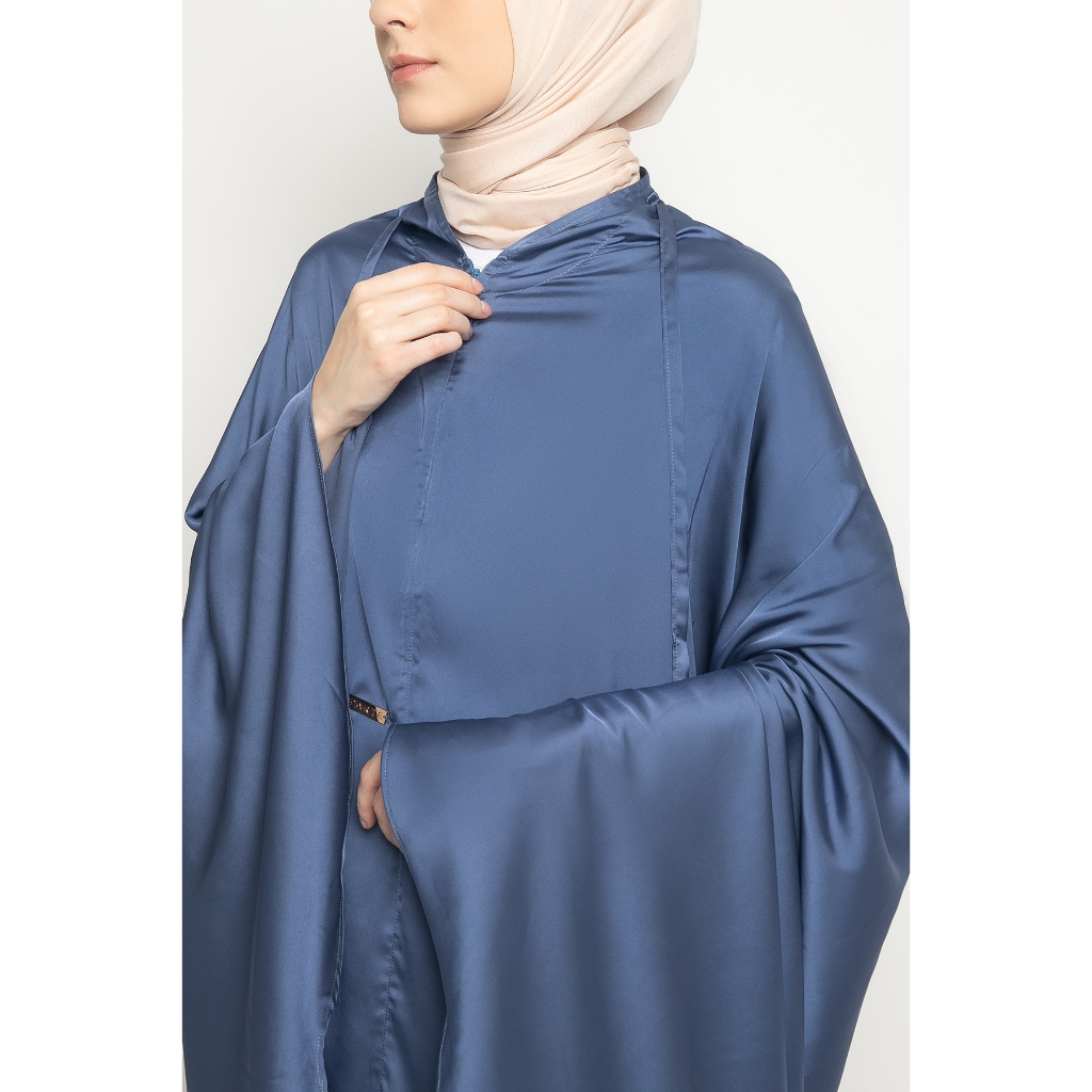PARTE Yarra Prayer Robe