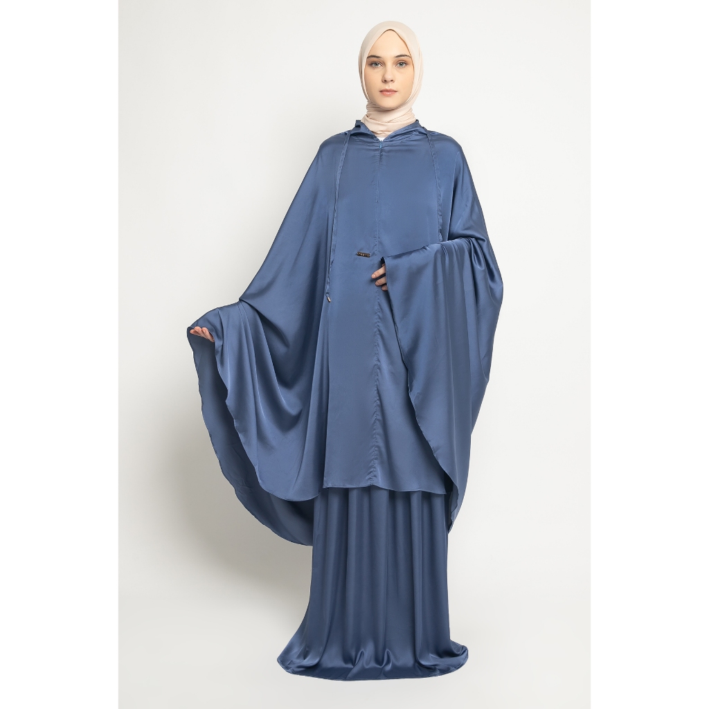 PARTE Yarra Prayer Robe