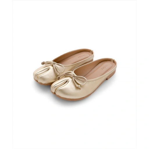 Image of HIKARU CHAMPAGNE