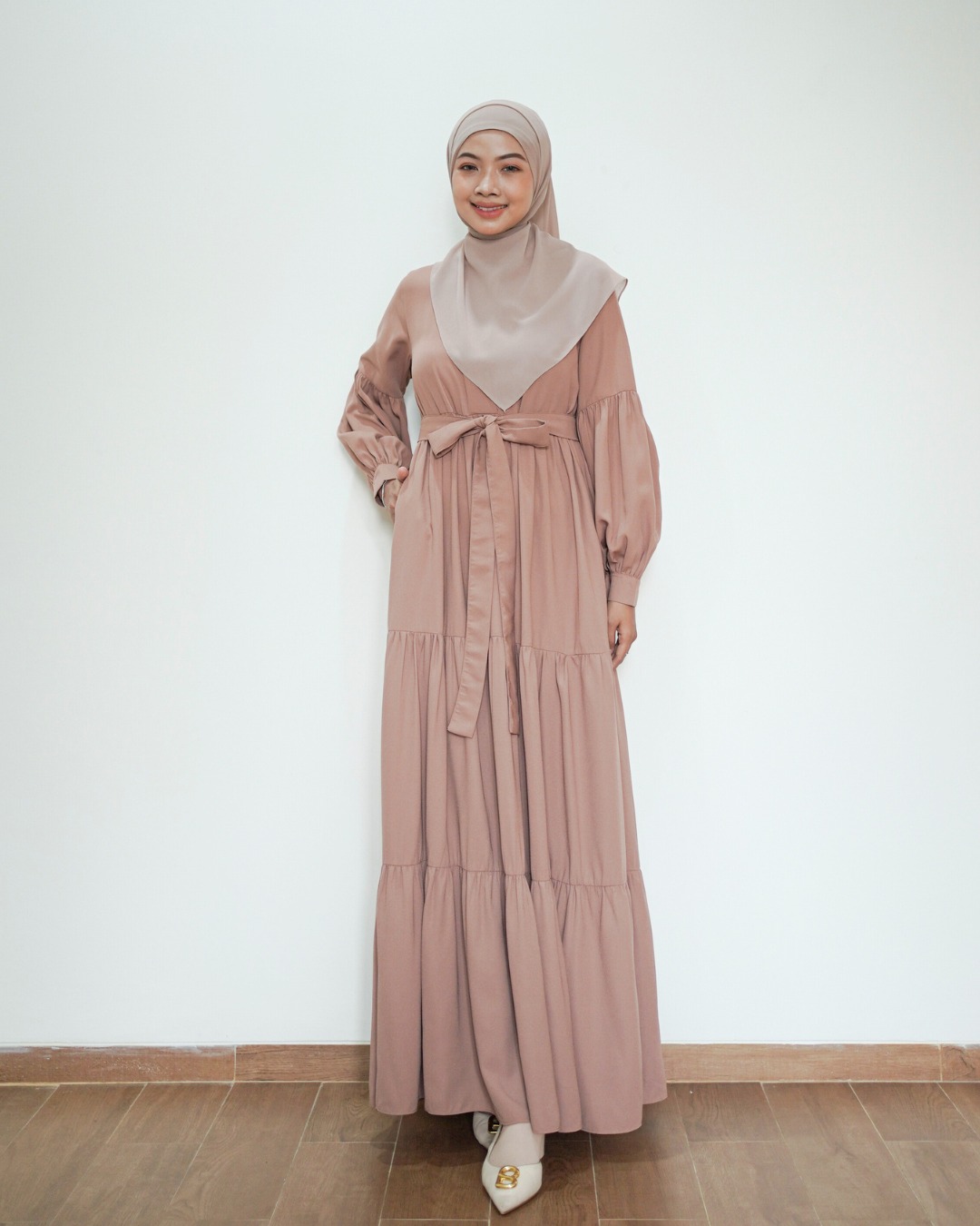 Evolvere - Lunara Dress Wolly Crepe Fashion Muslim Gamis Polos Rample (Free Belt dan Busui Firendly)