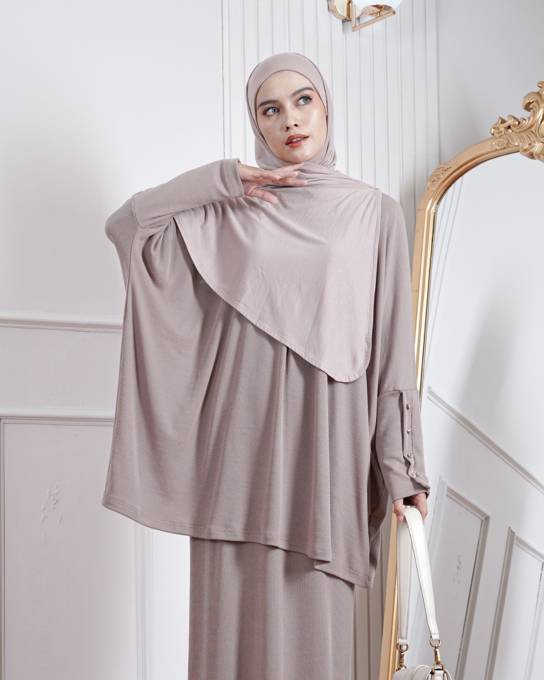 Evolvere - Mira Blouse (Atasan aja) Rib Knit