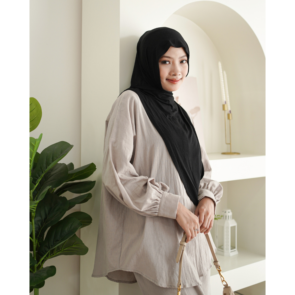 Evolvere-Aisha one set linen kemeja dan rok mermaid