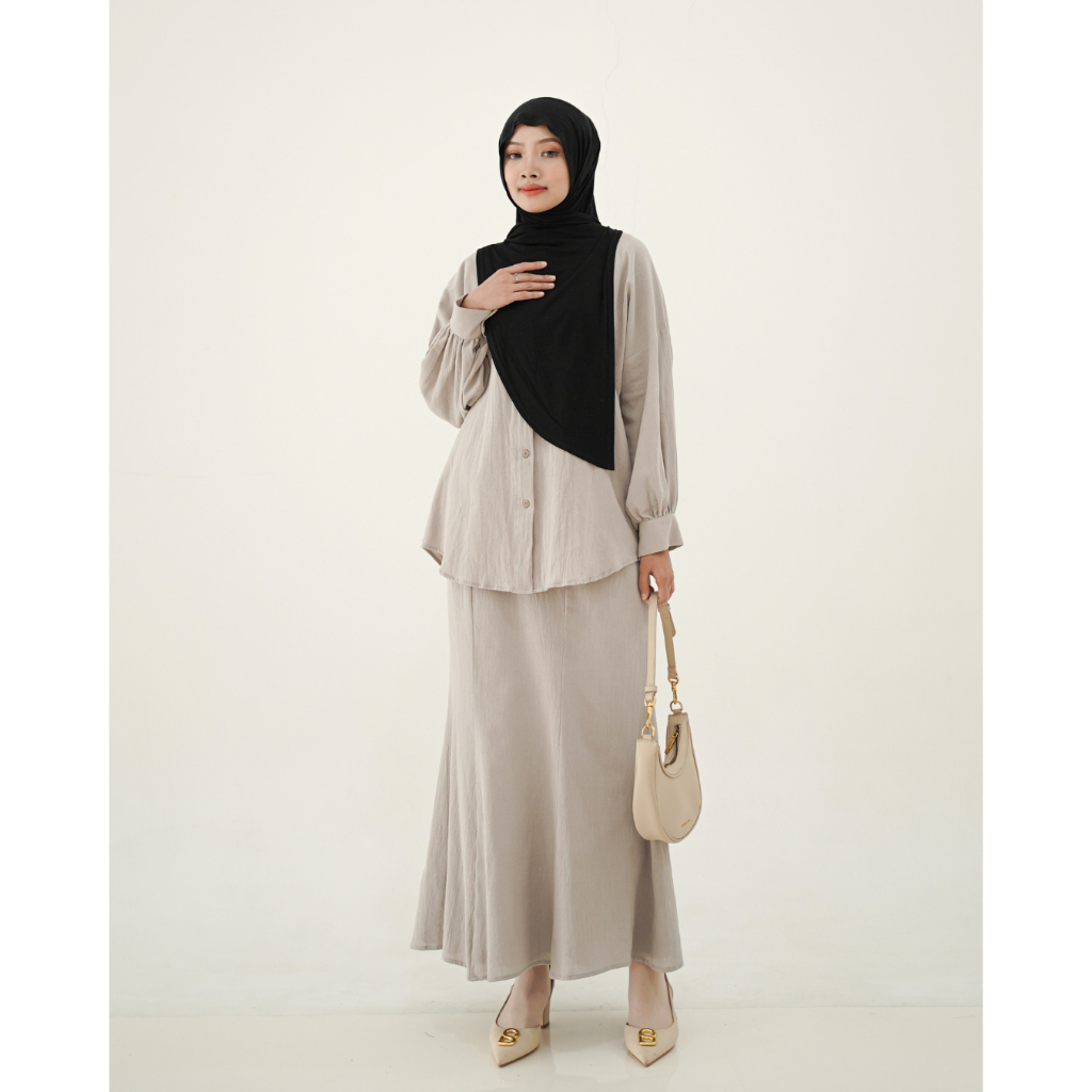 Evolvere-Aisha one set linen kemeja dan rok mermaid