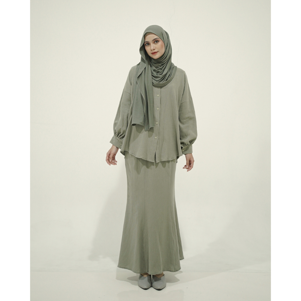 Evolvere-Aisha one set linen kemeja dan rok mermaid