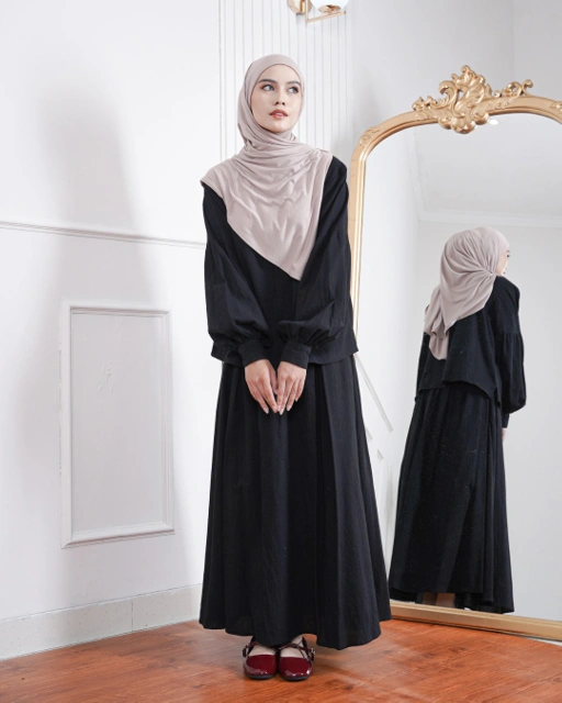 Image of Evolvere - Maisa Blouse Atasan Linen