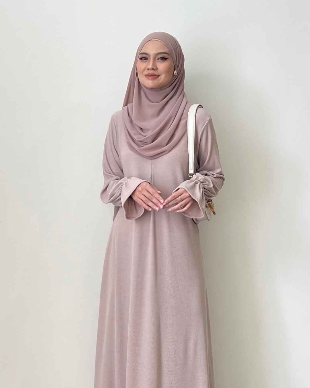 Evolvere - Dhara Basic Rib Knit Dress Muslim