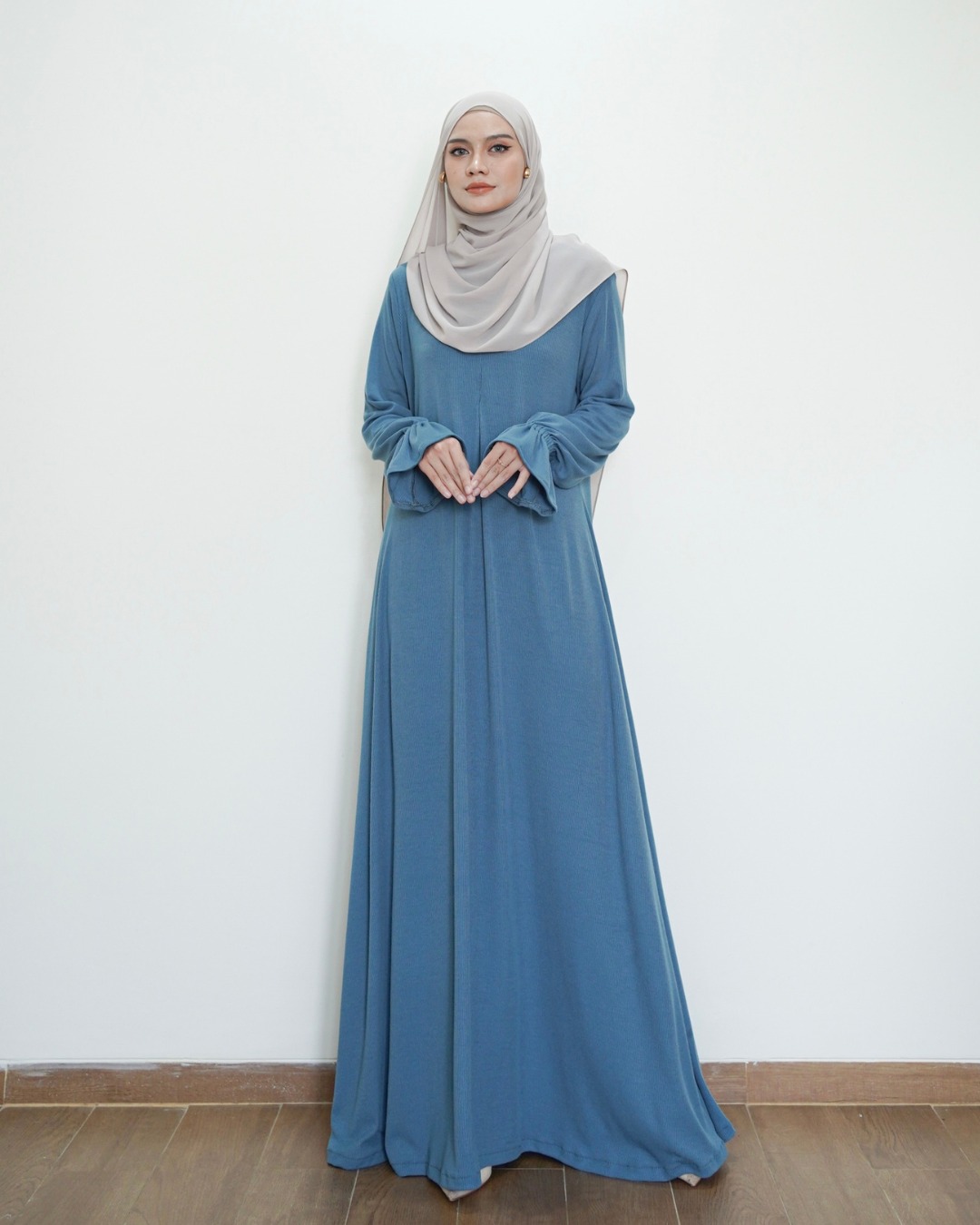 Evolvere - Dhara Basic Rib Knit Dress Muslim