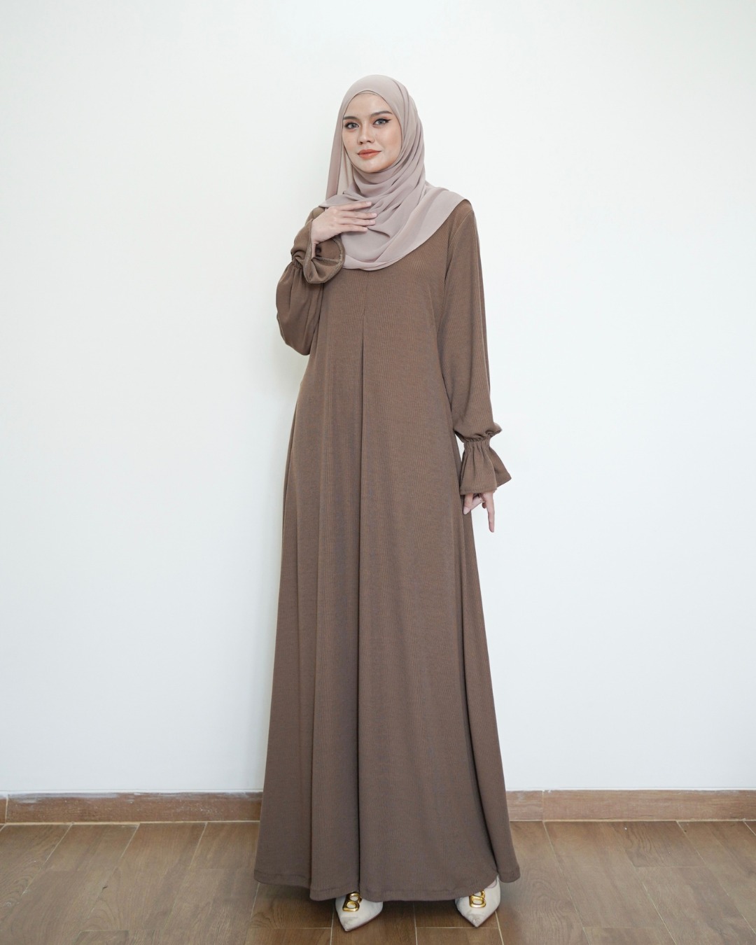 Evolvere - Dhara Basic Rib Knit Dress Muslim