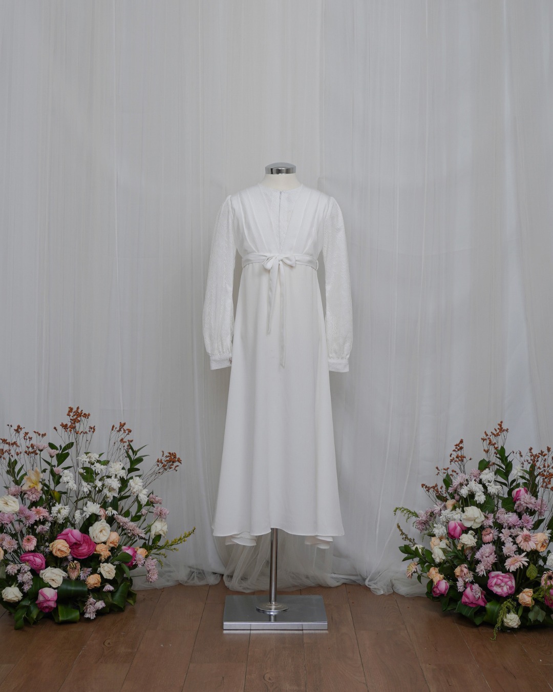 Evolvere - Sarimbit Keluarga Couple ILONA BROKEN WHITE /Dress Kemeja Koko/Dewasa dan Anak