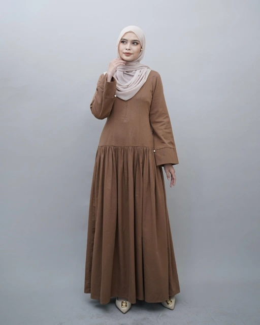 Image of Evolvere-Arum Dress Linen Simple Elegant