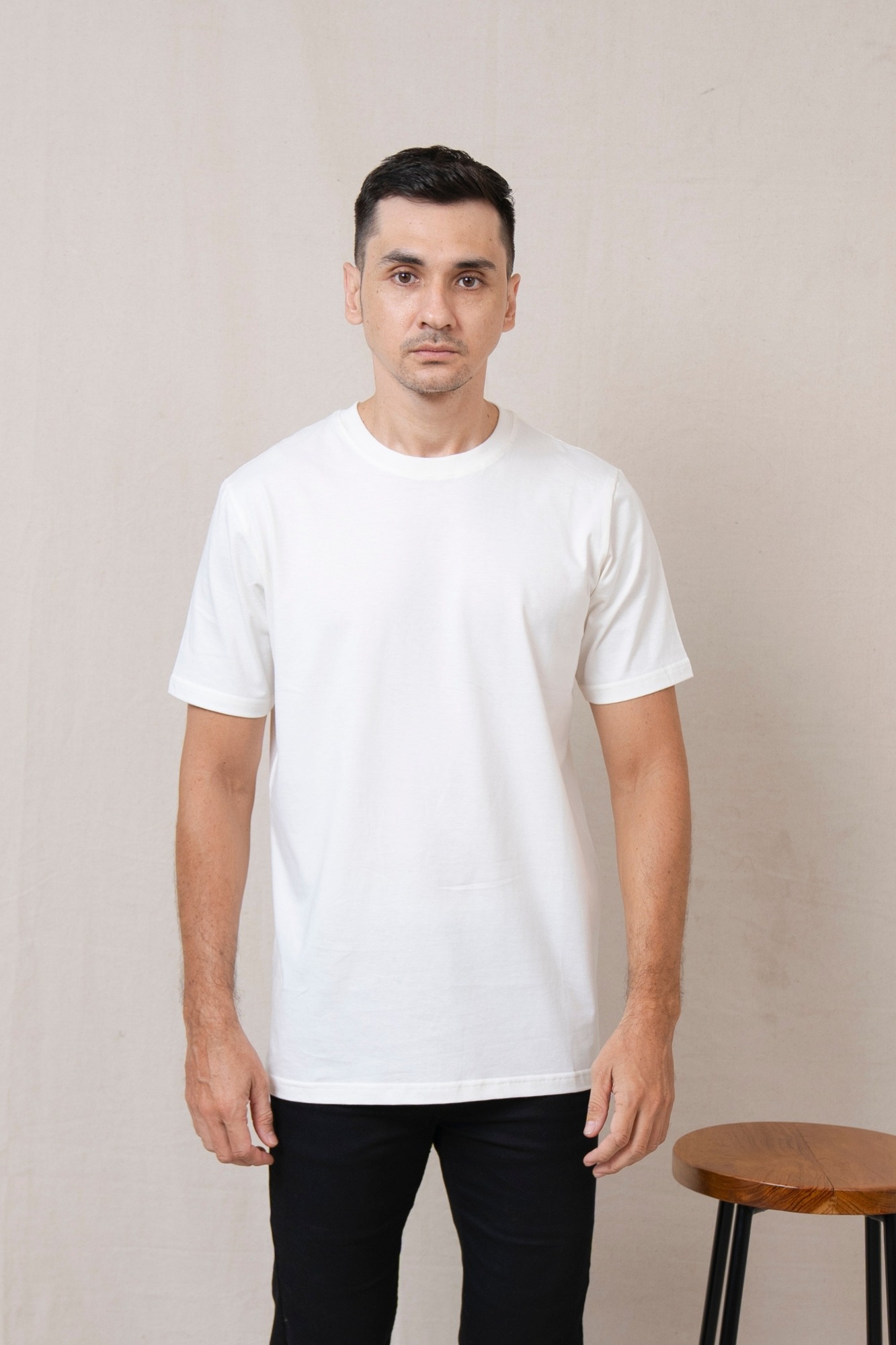 BASIC TEES - WHITE