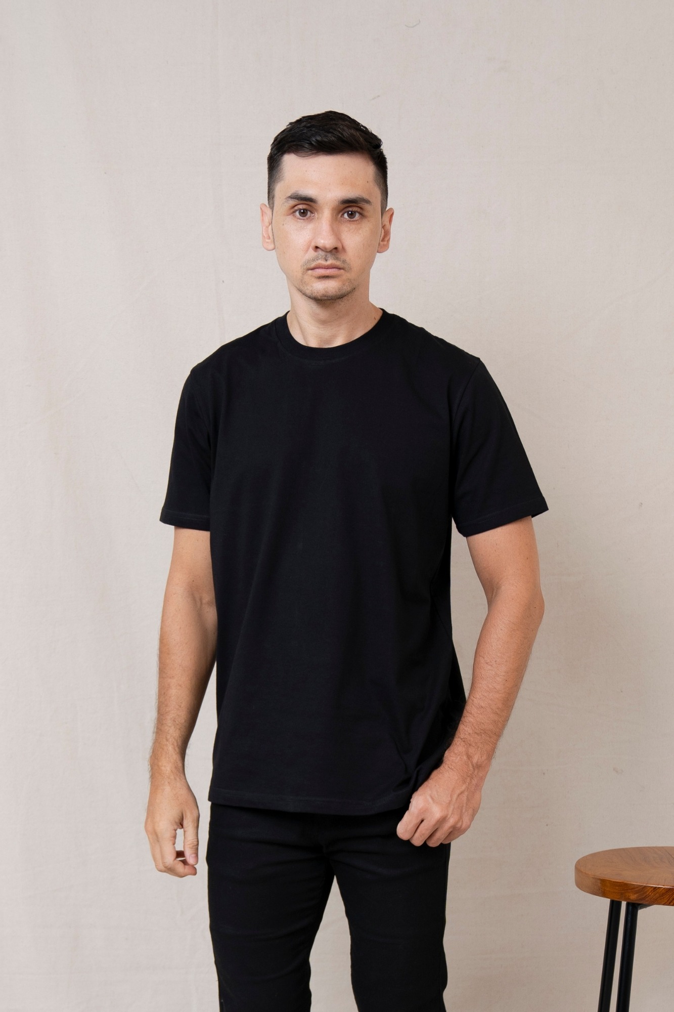 BASIC TEES - BLACK