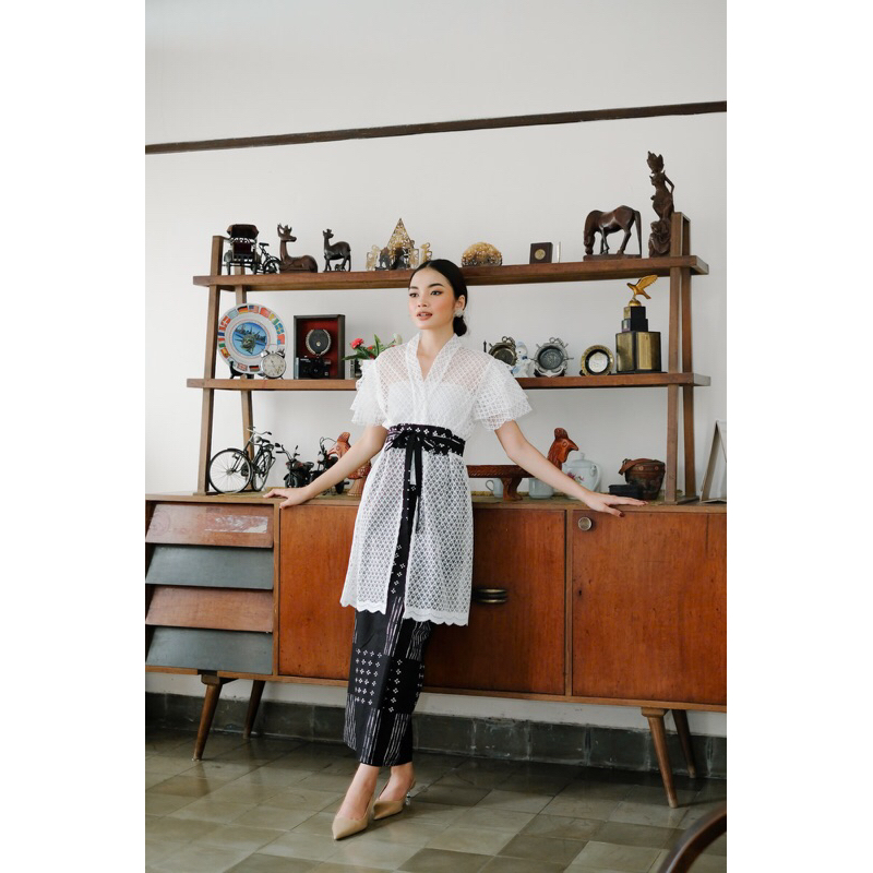 Riskavebrie - Mahesvari Lace Set