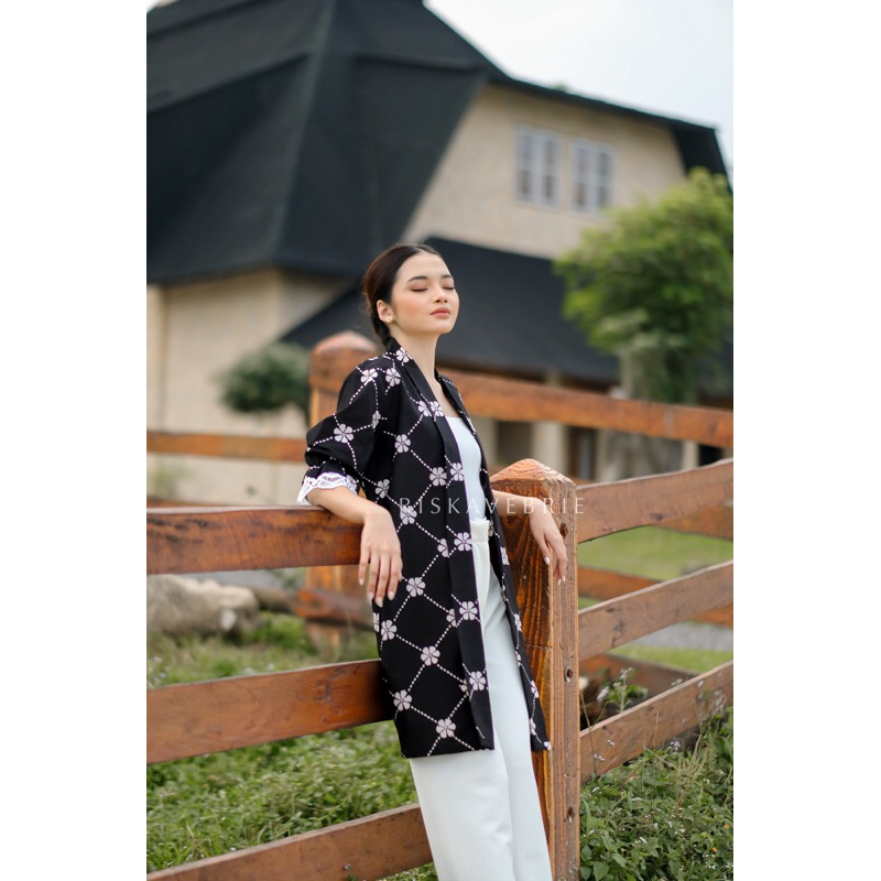 Kembang Setaman - Harum Outer