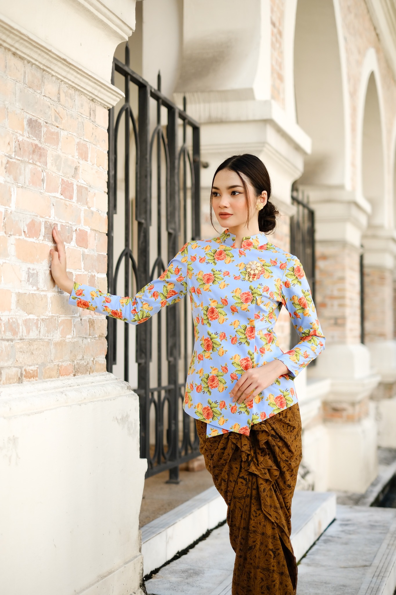 Riskavebrie - Kebaya Janggan Kembangan