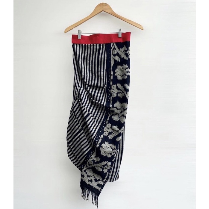 Riskavebrie - Drapping Skirt Tenun