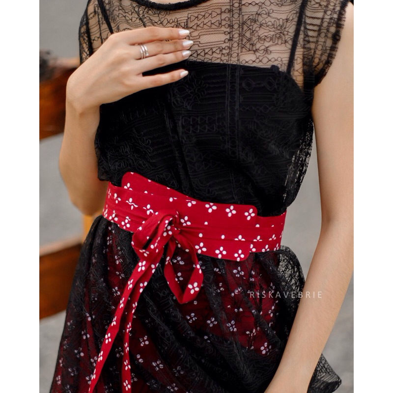 Riskavebrie - Gauri Lace & Set