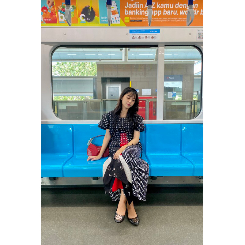 Riskavebrie - Rok Seruni Batik