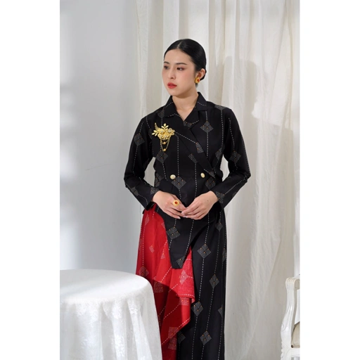 Image of RISKAVEBRIE - Jelita Outer Blouse Skirt New Series Askara
