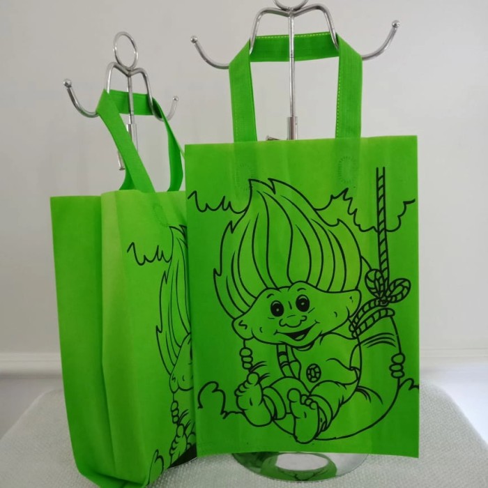 Tas Spunbond Goodie Bag anak - Troll