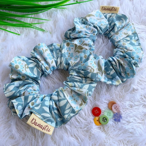 Image of SCRUNCHIE1