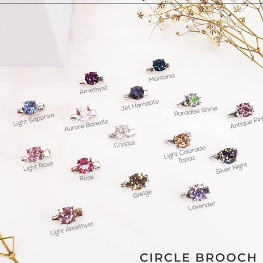 Image of Ghaniea - Swarovski Circle Brooch / Brooch Mix