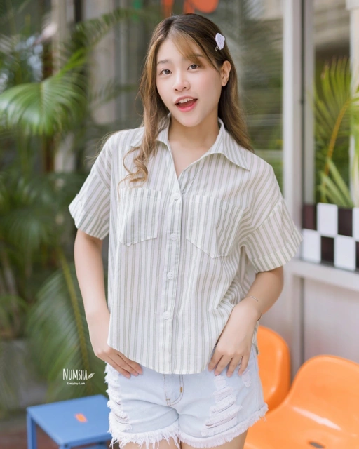Image of Numsha - Simple Stripe Shirt / NB23047
