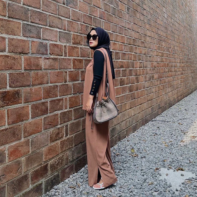 Renaette - NUNA ONESET - Setelan Wanita - Oneset Knit - Vest Kerja - Oneset Premium