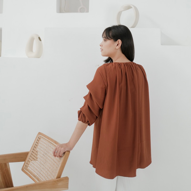 renaette - pinkan top | blouse wanita | atasan wanita | blouse karet | blouse lengan ruffle
