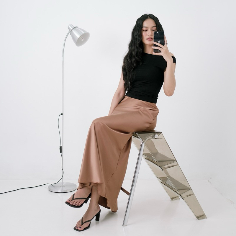 Renaette - KAIA SKIRT - Bawahan - Rok Satin Full Furing - Silk Premium - Satin Panjang - Rok Silky Maxi