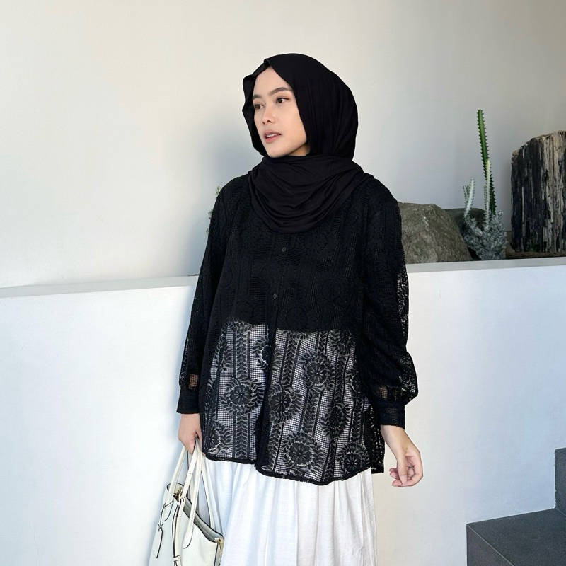 Renaette - BIAN LACE SHIRT - Kemeja Brukat - Oversized - Atasan Wanita Broklat
