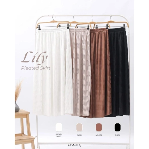 Image of Lily Pleated Skirt
