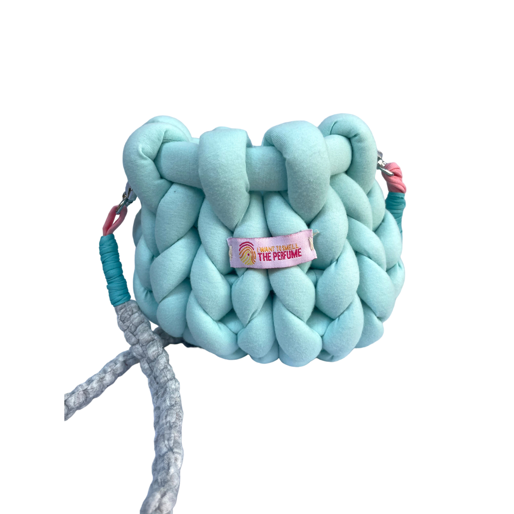 I Want To Smell The Perfume - Momo Chunky Bag