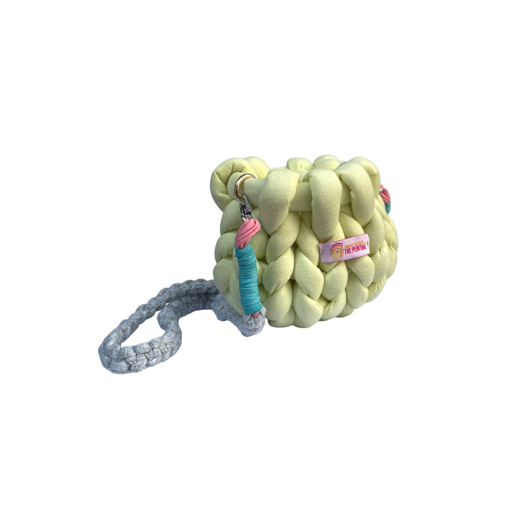 I Want To Smell The Perfume - Momo Chunky Bag