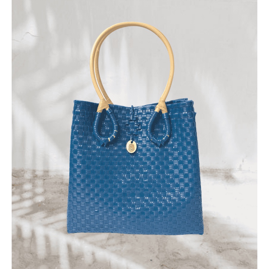 I Want To Smell The Perfume - Frida Bag L