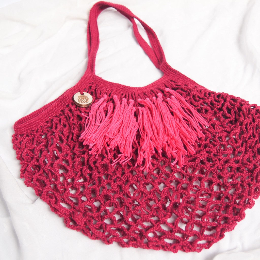 I Want To Smell The Perfume - Melly Fringes - Tas crochet untuk liburan