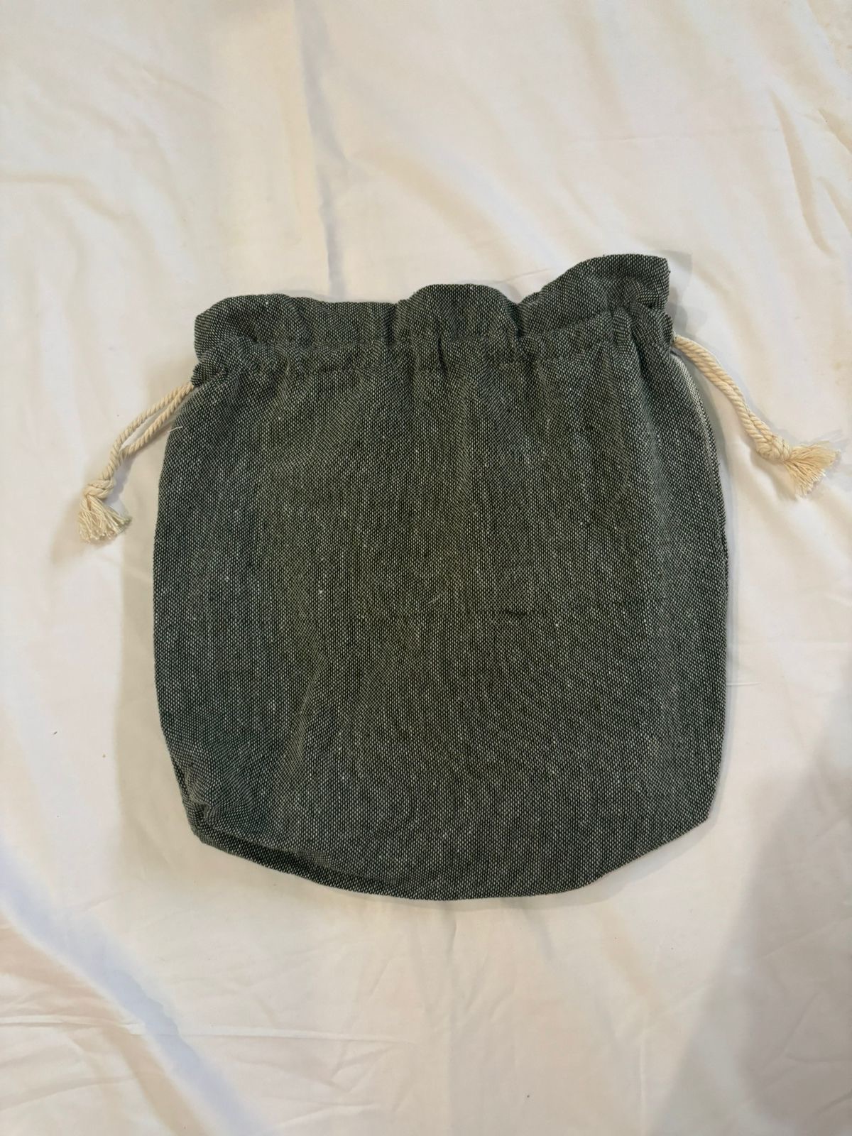 I Want To Smell The Perfume - Reversible Pouch