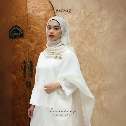 Image of BWBYAZ - ZALINA KURONG RUFFLE TOP [READY STOCK]