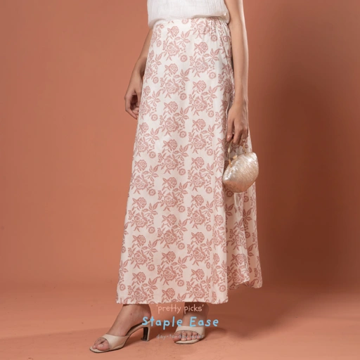 Image of BWBYAZ STAPLE EASE - ISLA FLOWER SKIRT 