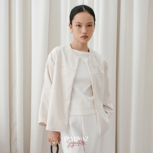 Image of BWBYAZ SIGNATURE – TSAMARA CLEAN OUTER (READY STOCK)
