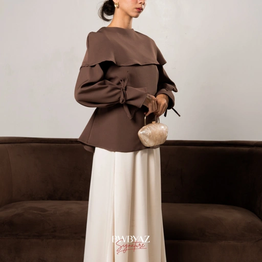 Image of BWBYAZ SIGNATURE - EMMA OFF SHOULDER TOP
