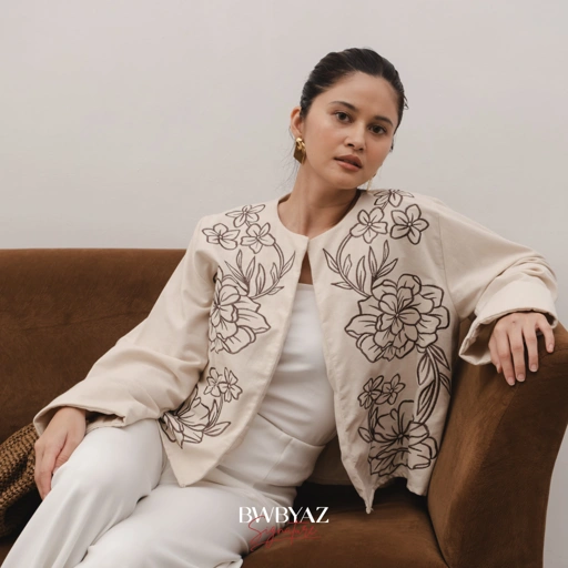 Image of BWBYAZ SIGNATURE - ODESSE BLOOMING OUTER (READY STOCK)