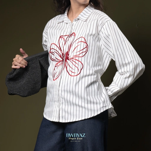 Image of BWBYAZ STAPLE EASE - SASMITA BLOOMING SHIRT - READY STOCK