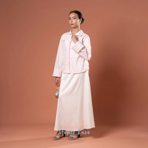 Image of BWBYAZ STAPLE EASE - KELANA FITTED SHIRT