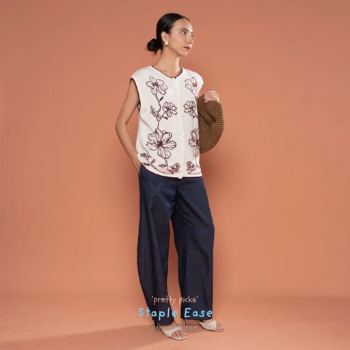 Image of BWBYAZ STAPLE EASE - SIERRA BLOOMING VEST (READY STOCK)