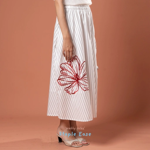 BWBYAZ STAPLE EASE - LENORA EMBROIDERY SKIRT (READY STOCK)