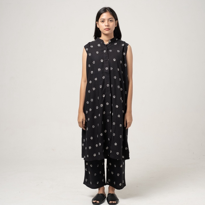 Dama Kara Top Kinasih Tunik Sleeveless