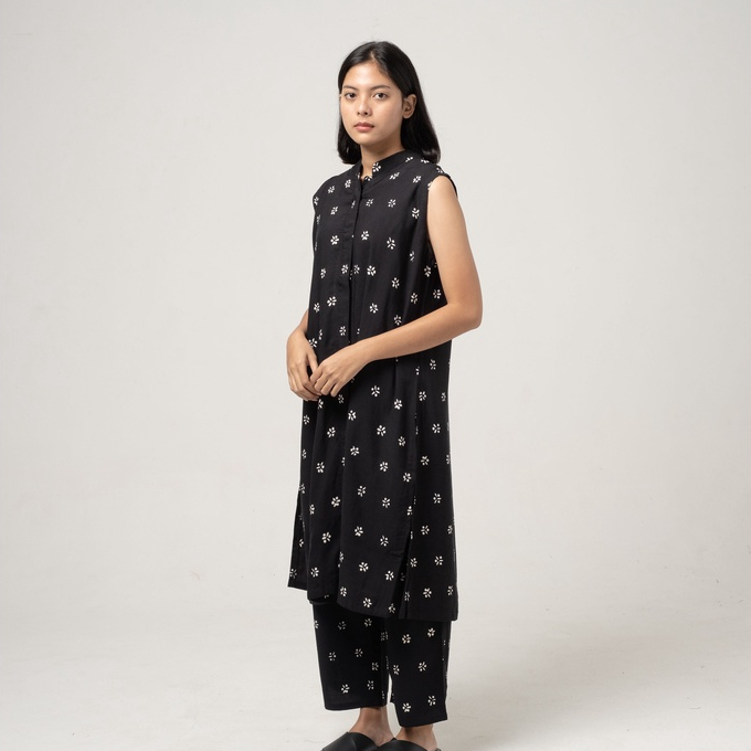 Dama Kara Top Kinasih Tunik Sleeveless