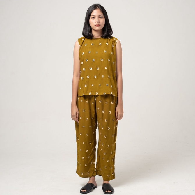Dama Kara Long Pants Kinasih