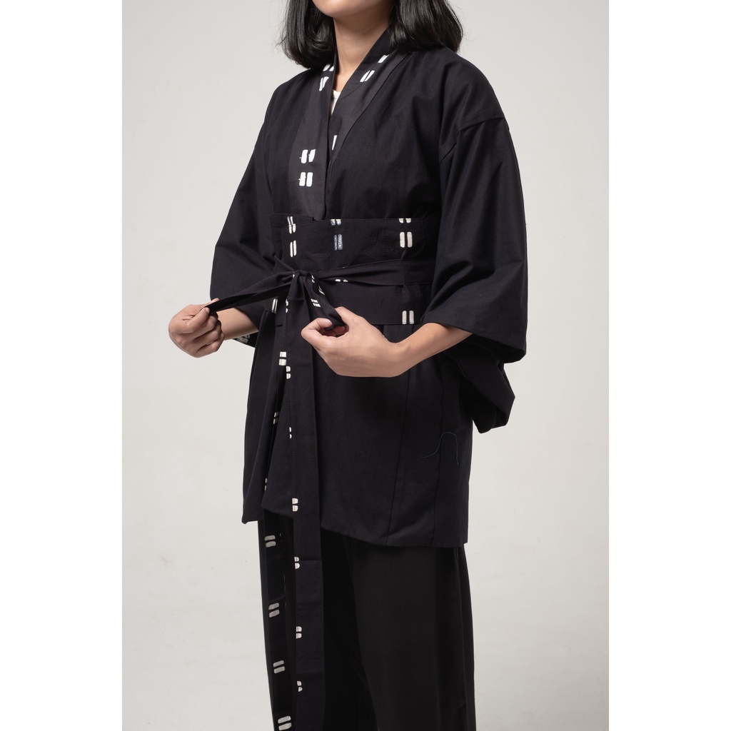 Dama Kara Kimono (Unisex)